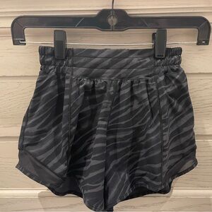 Lululemon Hotty Hots LR 4” Zebra Print